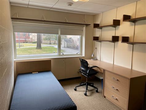 harvard off campus housing|harvard dorm room opitions.